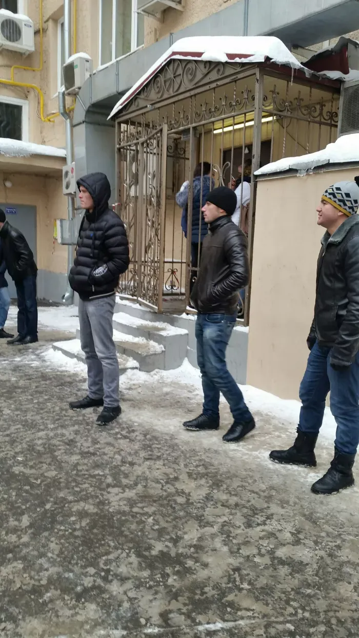 Стромынка 21. к.1 Экспедитор Кафе Очаг