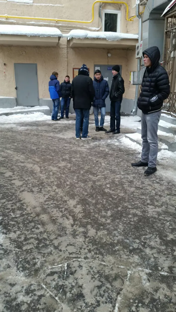 Стромынка 21. к.1 Экспедитор Кафе Очаг
