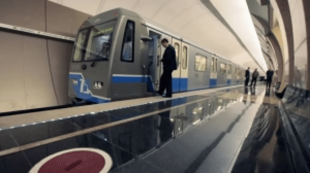 Станционные смотрители засудили Московский метрополитен